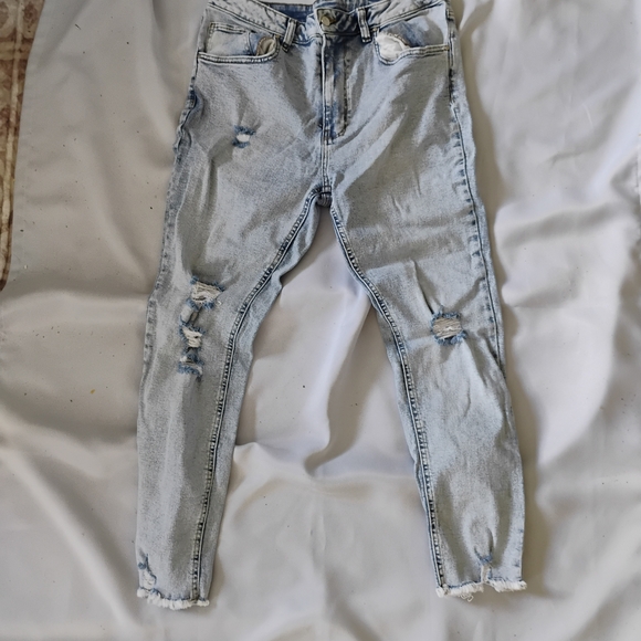 No Boundaries Denim - No Boundaries Light Blue Cropped Jeans